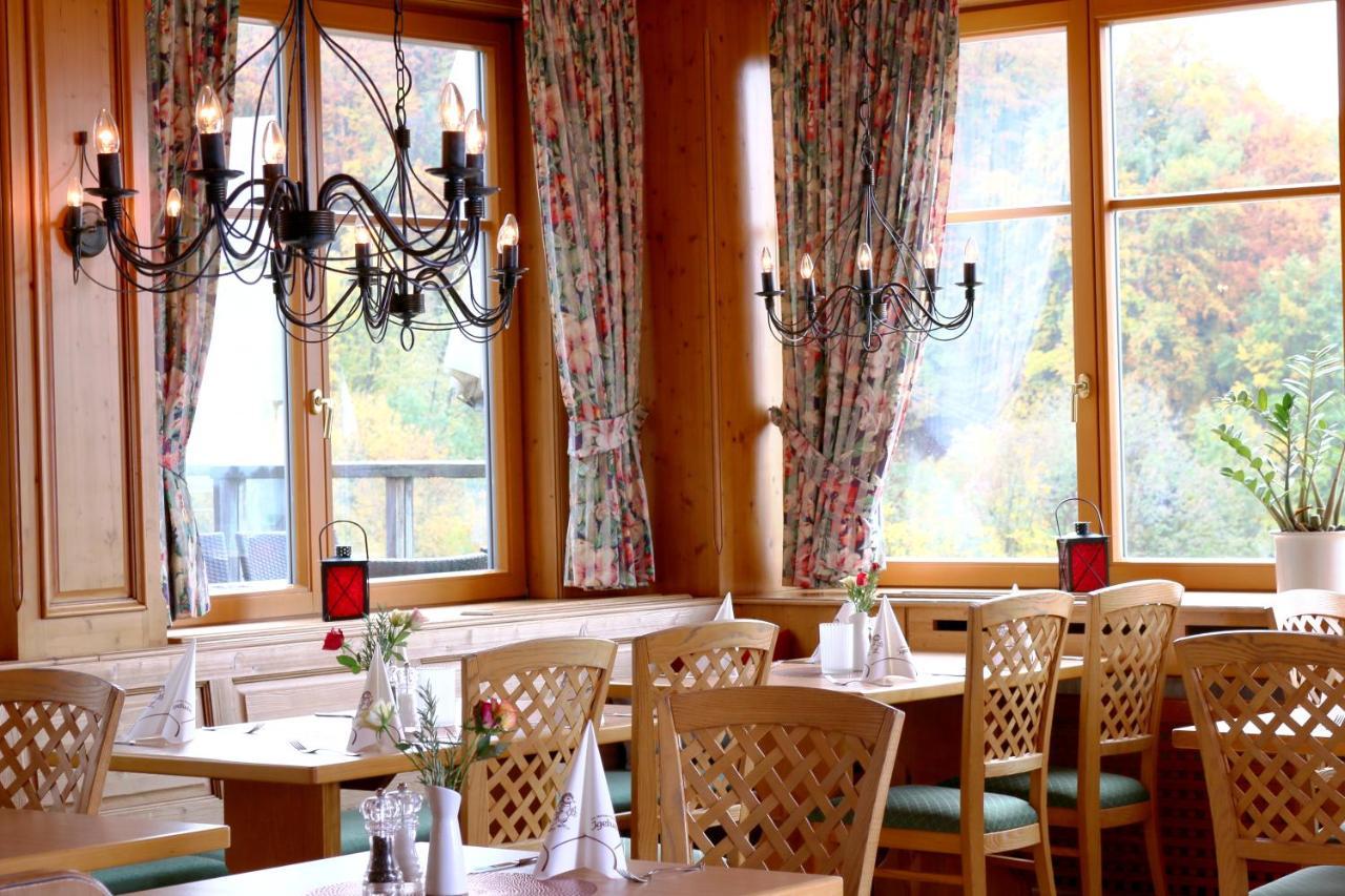 Berggasthof Hotel Igelwirt Шнайтах Екстериор снимка